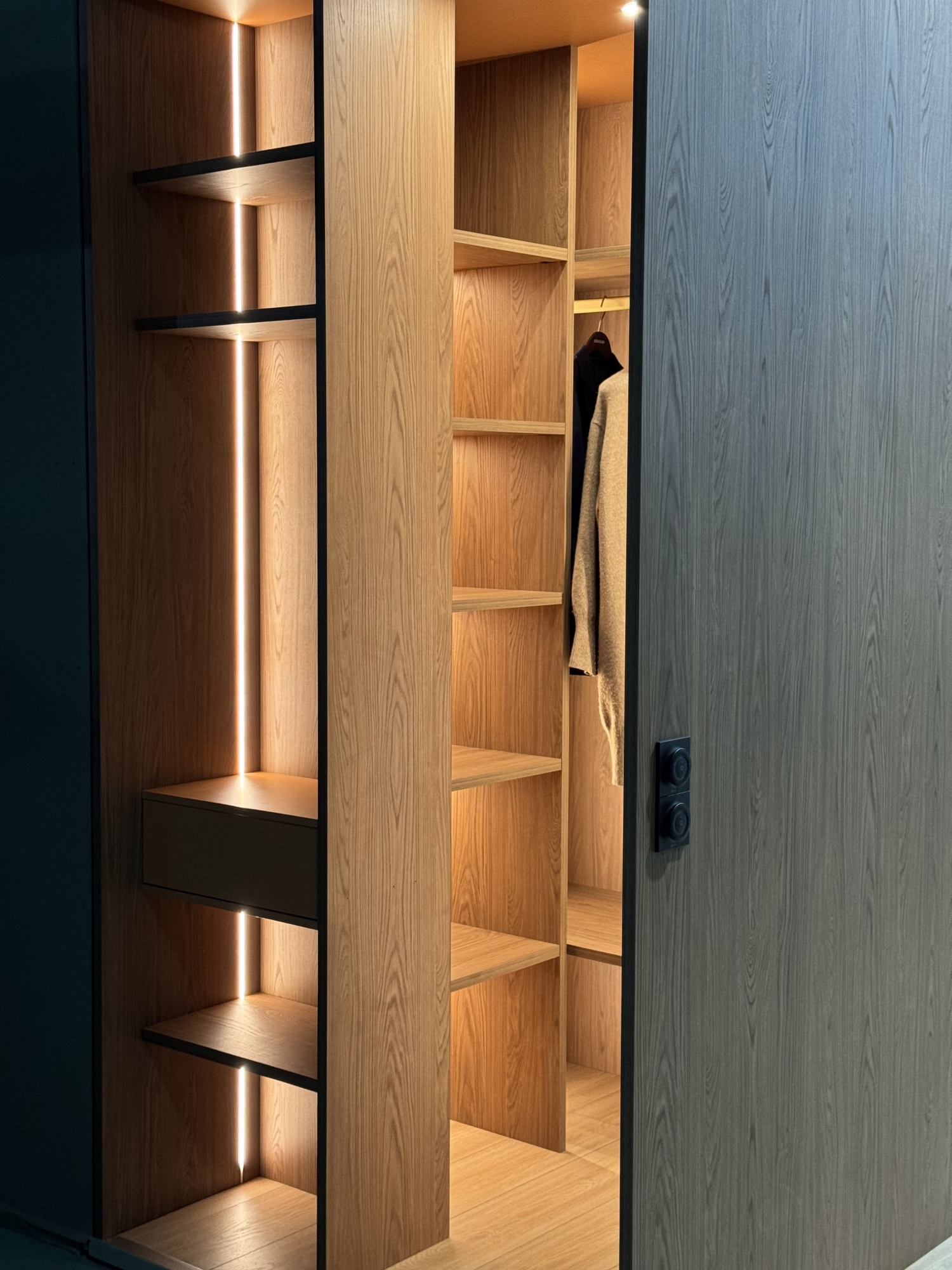 Гардеробная выставочный образец - фото 2 | «TSS Mebel»